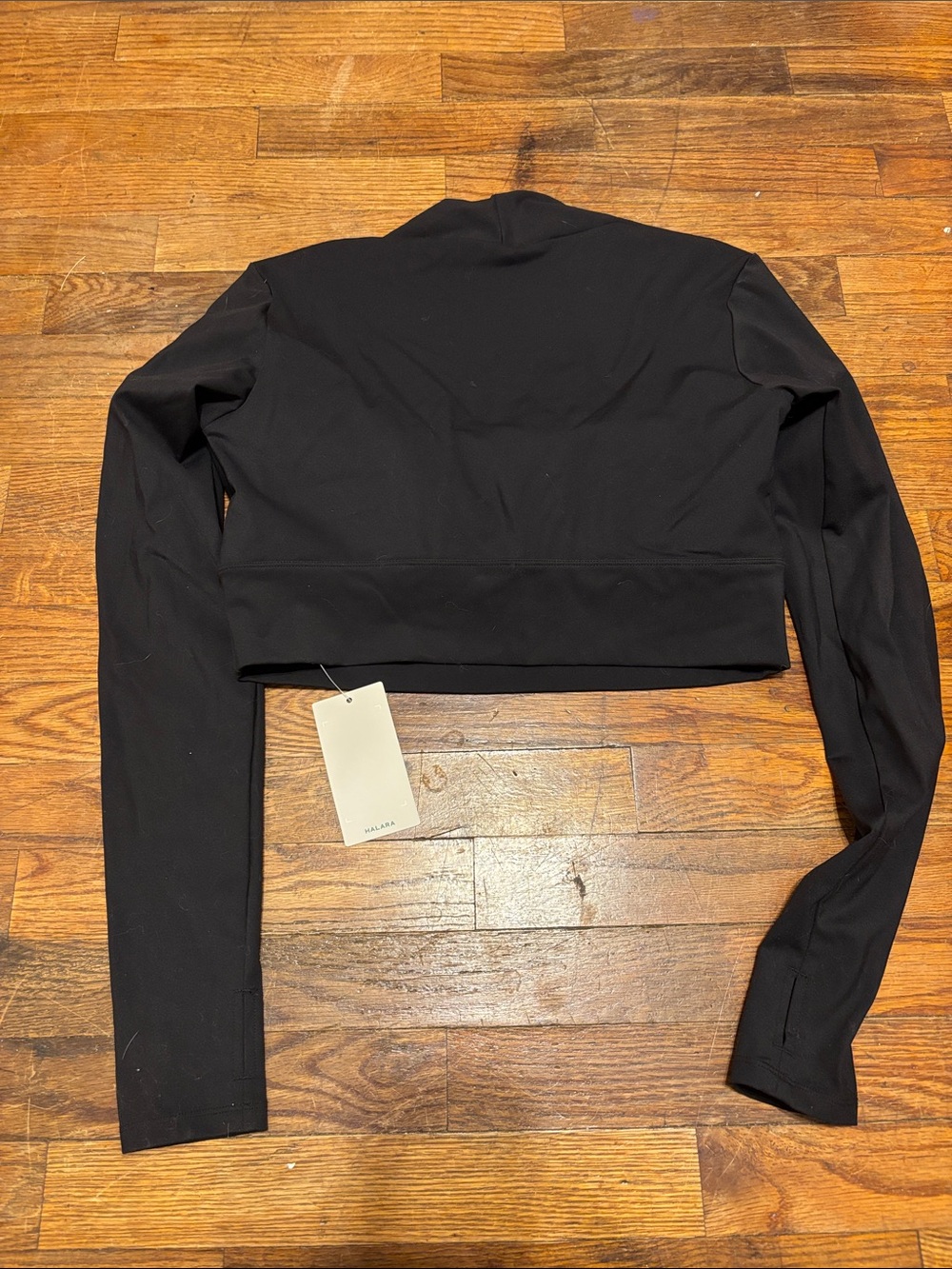 Halara Black Long-Sleeve Cropped Shrug
NWT - Picture 4 of 5